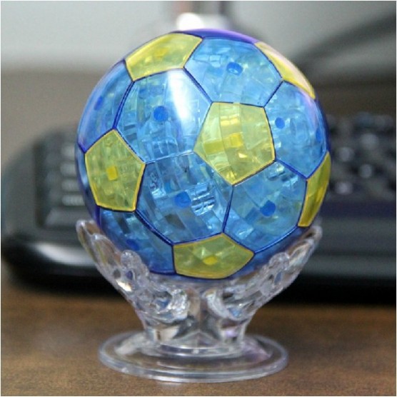 Интерьерный конструктор Hobby Day DIY MiniHouse, Футбольный мяч со светом,  9054A-2