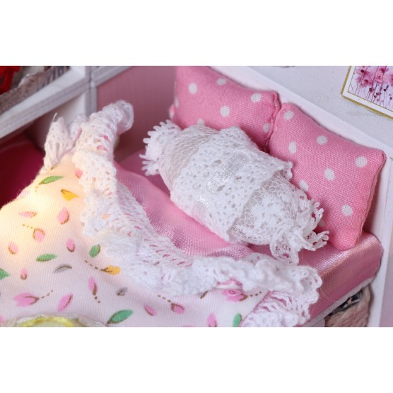 Интерьерный конструктор Hobby Day DIY MiniHouse, Комната маленькой принцессы, M001-2