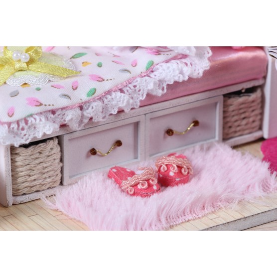 Интерьерный конструктор Hobby Day DIY MiniHouse, Комната маленькой принцессы, M001-5
